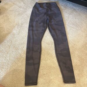 Alo leggings purple camo